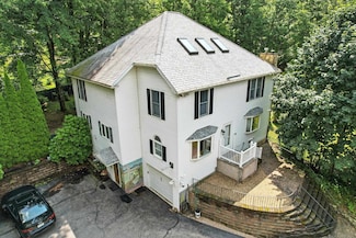 26 Juniper Dr, Belmont, NH 03220