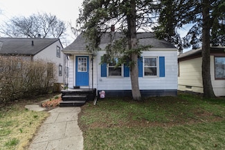 881 Garfield Ave, Lincoln Park, MI 48146