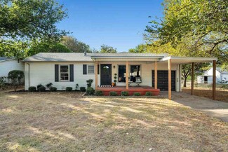 409 W Clara Ave, Iowa Park, TX 76367
