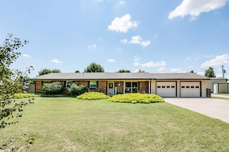 804 Willow St, Tuttle, OK 73089