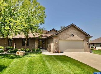7135 S 94th Ct, Lincoln, NE 68526