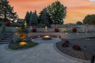 3910 Cabrillo Ct, Pasco, WA 99301