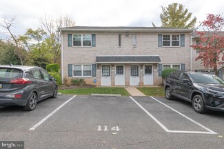 114 Hampstead Dr, Ambler, PA 19002