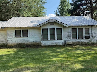 106 S Guice St, Waldo, AR 71770