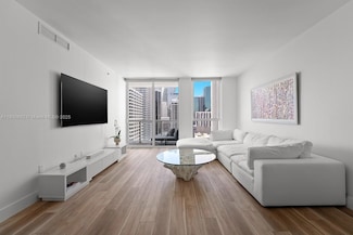 244 Biscayne Blvd Unit 2407, Miami, FL 33132