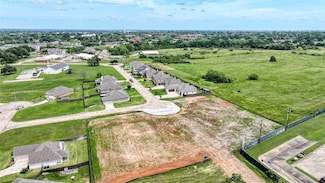 1709 Timber Oaks Dr, Brenham, TX 77833
