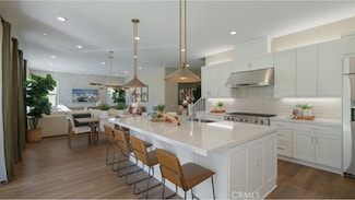 29804 Corte Trono, Santa Clarita, CA 91354