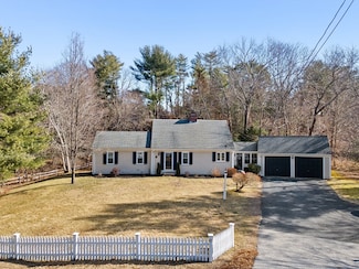 65 Enterprise St, Duxbury, MA 02332