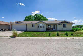 378 1/2 Dry Fork Way, Grand Junction, CO 81504
