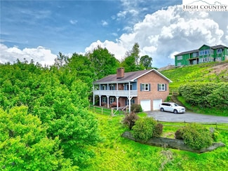 110 Sorrento Slopes Dr, Boone, NC 28607