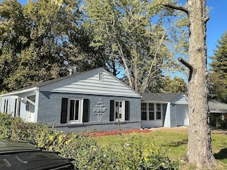 423 S Kenmore Dr, Evansville, IN 47714