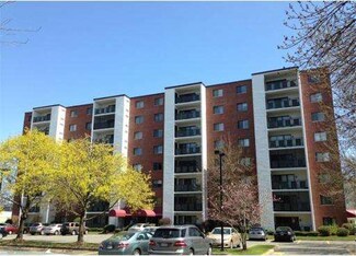 28 9th St Unit 103, Medford, MA 02155