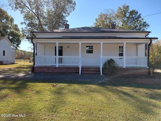 304 E Green St, MacClesfield, NC 27852