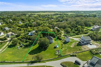 1194 Center Rd, New Shoreham, RI 02807