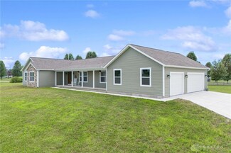 228 S Webb Rd, Wilmington, OH 45177