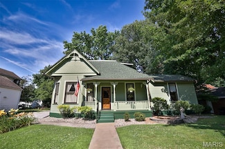 213 N Fillmore St, Edwardsville, IL 62025