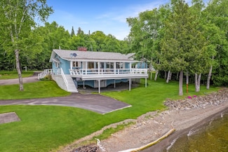 374 E van Buren Cove Rd, T17 R3 Wels, ME 04785