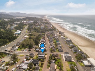 3158 SW Beach Ave, Lincoln City, OR 97367