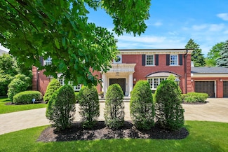 6758 N Le Mai Ave, Lincolnwood, IL 60712