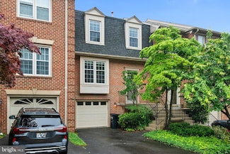 5813 Iron Willow Ct, Alexandria, VA 22310