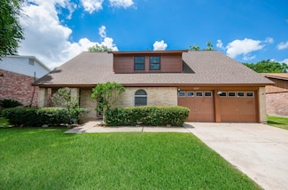 12207 Alston Dr, Stafford, TX 77477