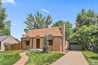 1040 Kearney St, Denver, CO 80220
