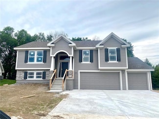 1103 Noah's Ln, Kearney, MO 64060