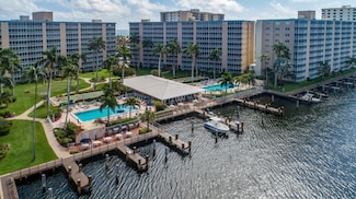 3212 S Ocean Blvd Unit 902A, Highland Beach, FL 33487