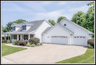 1508 Cedarhurst Dr, New London, WI 54961