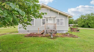 2019 Mckenzie Rd, Pawhuska, OK 74056