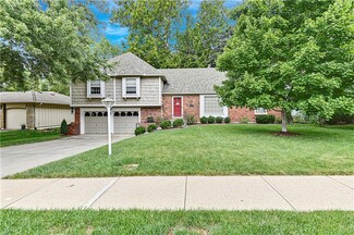 10206 Horton Dr, Overland Park, KS 66207