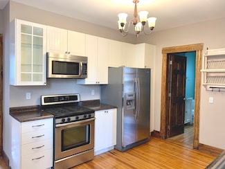 83 Foster St Unit 1, New Haven, CT 06511