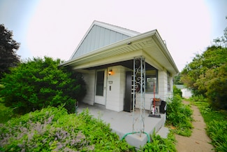 6818 W Morgan Ave, Milwaukee, WI 53220