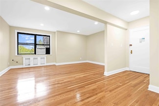 25-40 Union St Unit 6B, Flushing, NY 11354