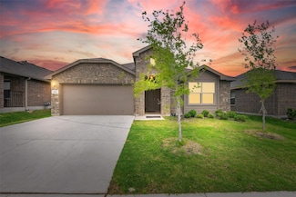 624 Whitecomb Ln, Justin, TX 76247