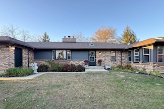 14737 Manor Dr, South Beloit, IL 61080