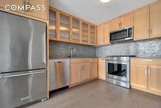282 S 5th St Unit 5H, Brooklyn, NY 11211
