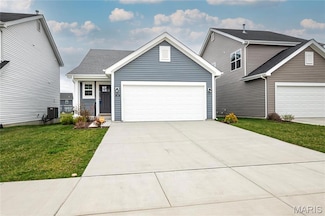 295 Crestfield Ct, Saint Charles, MO 63301