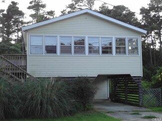 313 B and B Ln, Coinjock, NC 27923