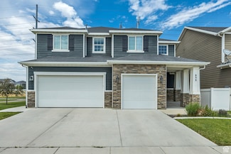 898 W Freedom Ave, Sandy, UT 84070