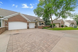 16717 49th Place N, Plymouth, MN 55446