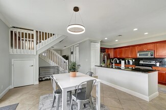 328 W Pine St Unit 25, Lantana, FL 33462