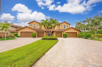 6637 Alden Woods Cir Unit 102, Naples, FL 34113