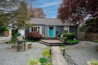 3313 39th Ave W, Seattle, WA 98199
