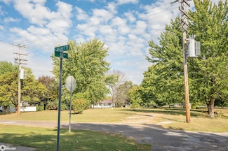 945 Lafayette St, Warsaw, IL 62379