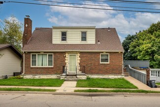2520 University Ave, Dubuque, IA 52001