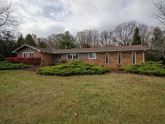 11370 Butler Rd, Willis, MI 48191