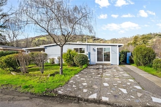 12722 Shoreview Dr, Clearlake Oaks, CA 95423