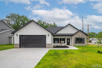 101 Jimmy H Dr, Jonesburg, MO 63351