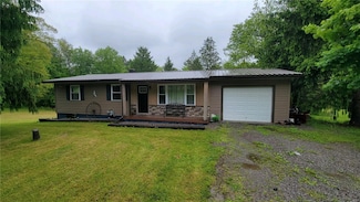 14 Bortz Dr, Stoneboro, PA 16153